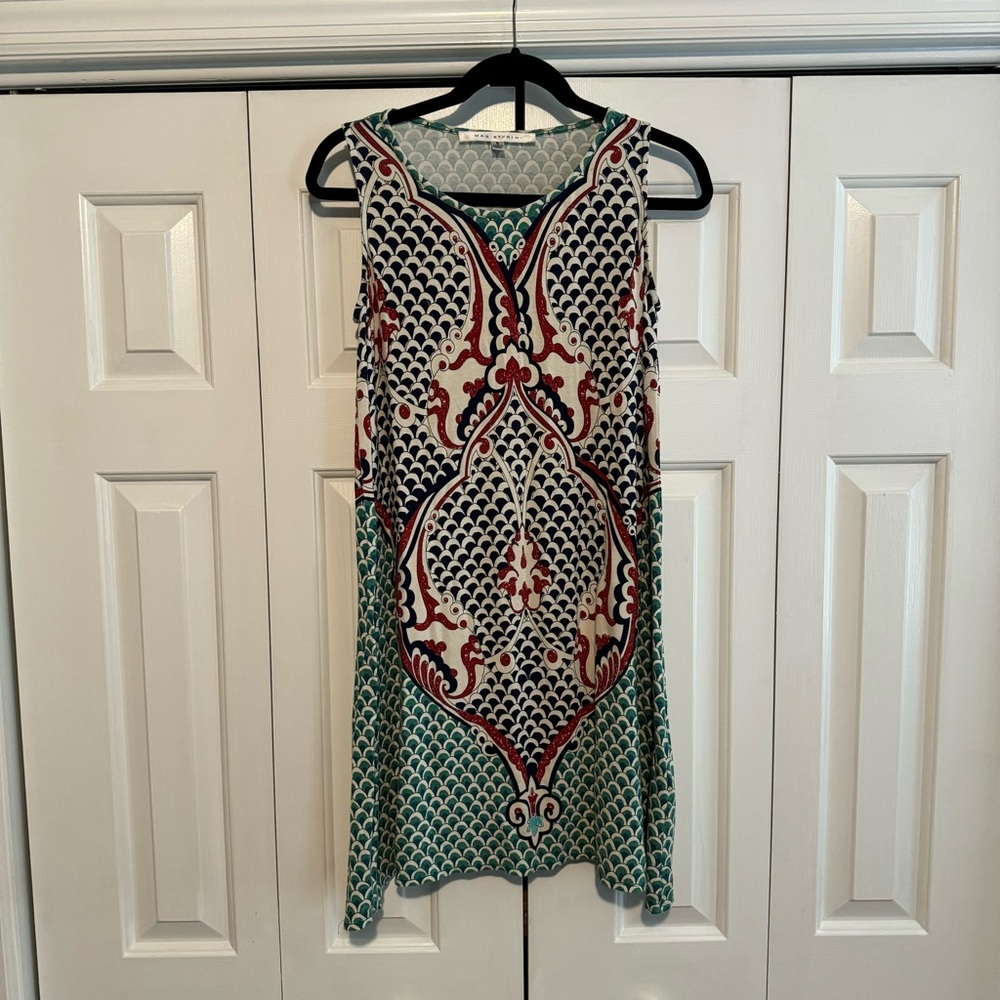 Max Studio colorful Boho print sleeveless shift dress, Size Small.